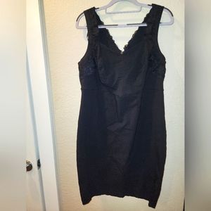 Torrid Black Dress with Lace accents- stretchy size 18